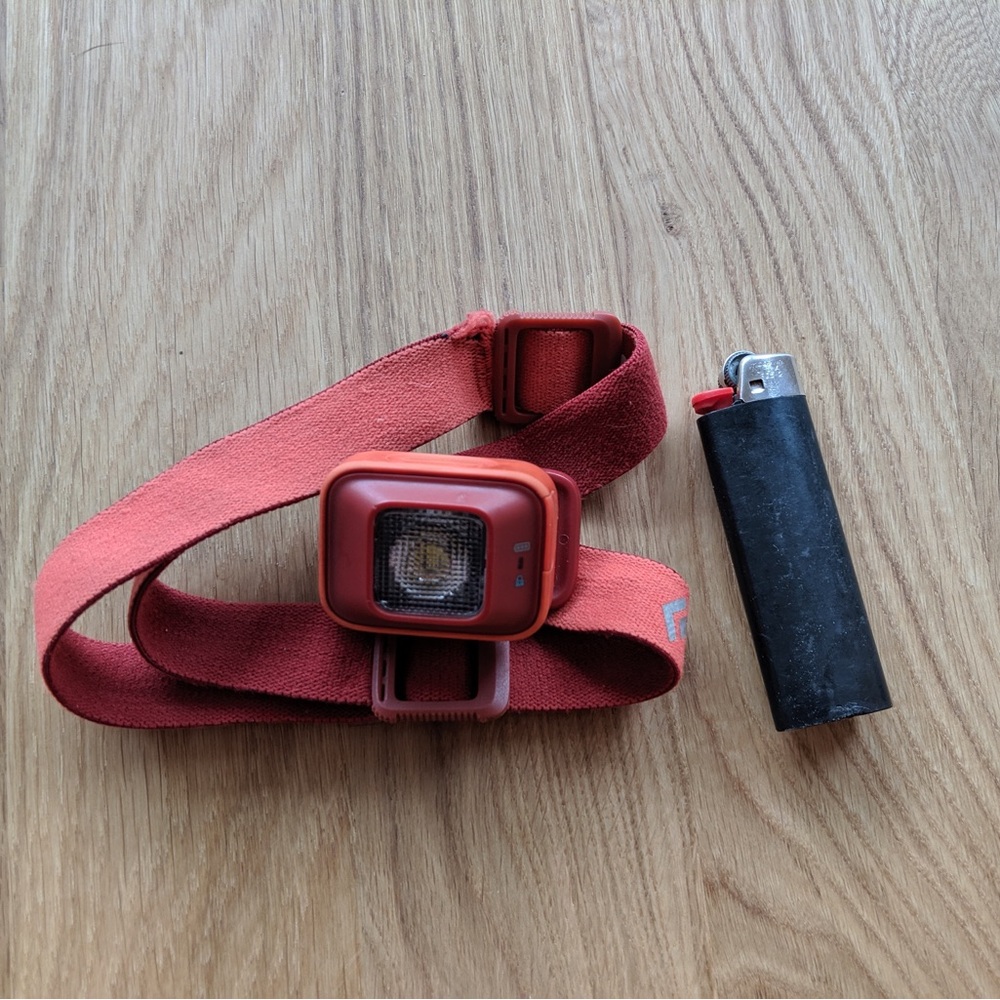 Black Diamond Iota Rechargeable Headlamp - Picture 3 of 7